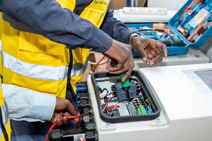 Hands-On Solar Installation Training